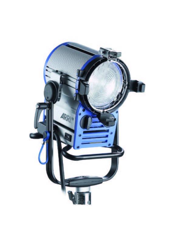 Arri - L1.33730.B - TRUE BLUE D12 TRUE BLUE DAYLIGHT FRESNEL LIGHTS - MAN - BLUE-SILVER - IN from ARRI with reference L1.33730.B